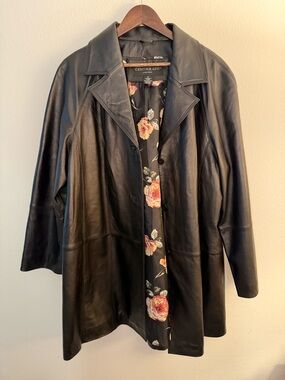 Centigrade Black Genuine Leather Women's Button-Front Jacket